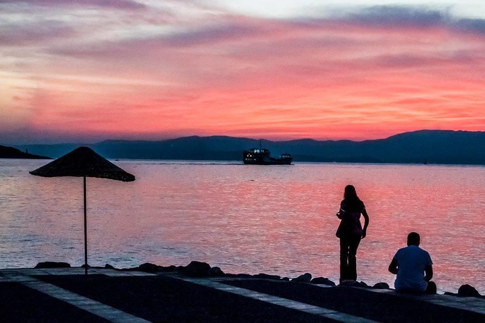 Pasifik Hotel Çeşme エクステリア 写真