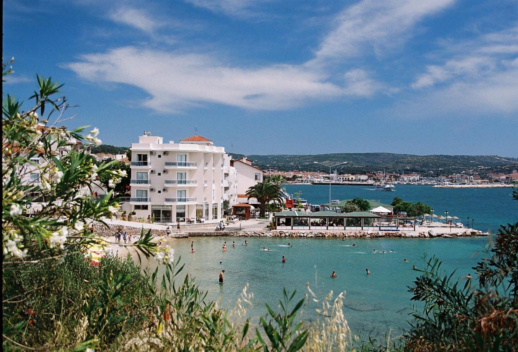 Pasifik Hotel Çeşme エクステリア 写真