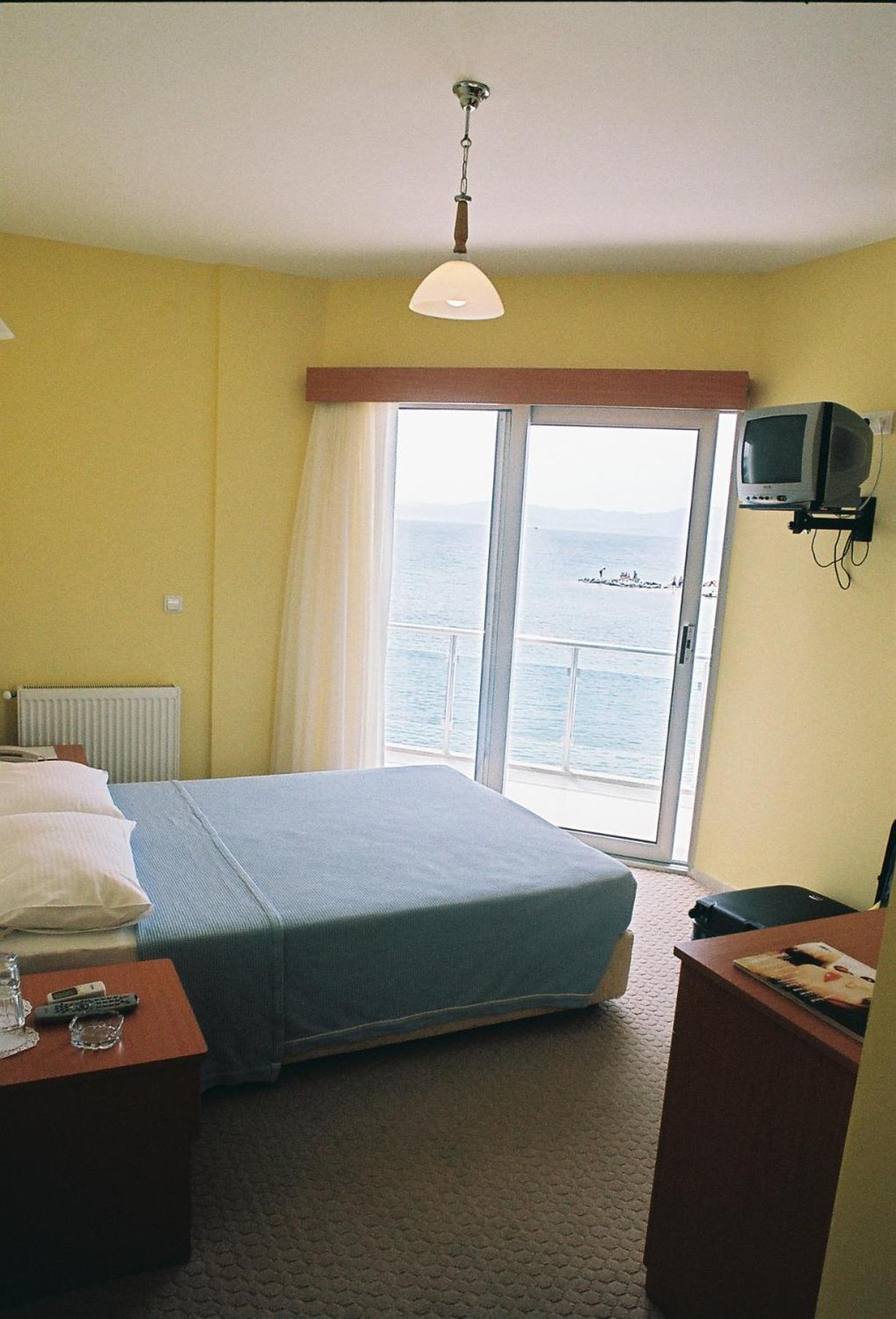 Pasifik Hotel Çeşme エクステリア 写真