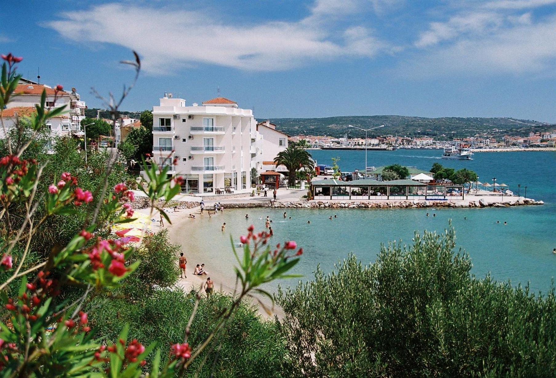 Pasifik Hotel Çeşme エクステリア 写真
