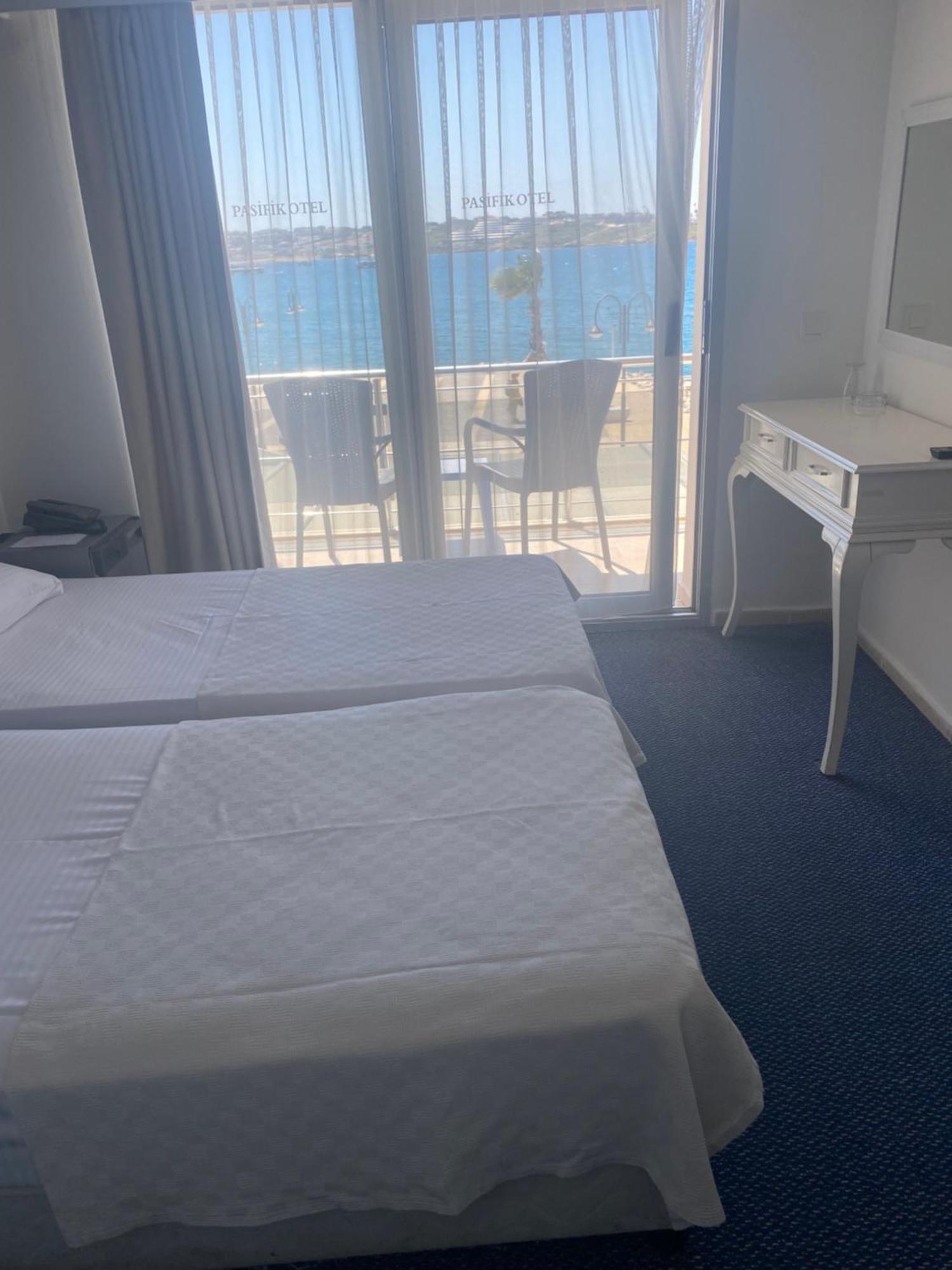 Pasifik Hotel Çeşme エクステリア 写真
