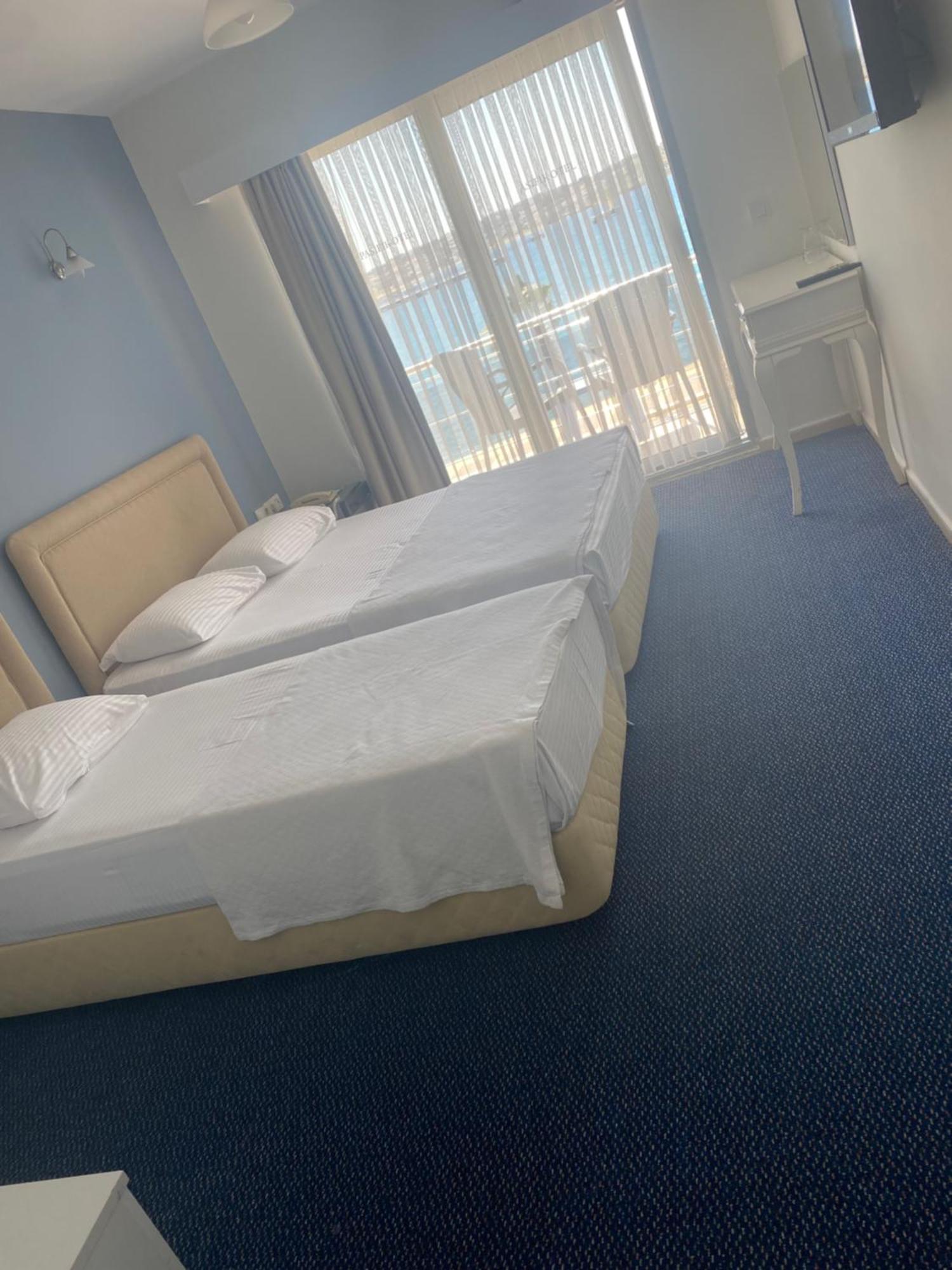 Pasifik Hotel Çeşme エクステリア 写真